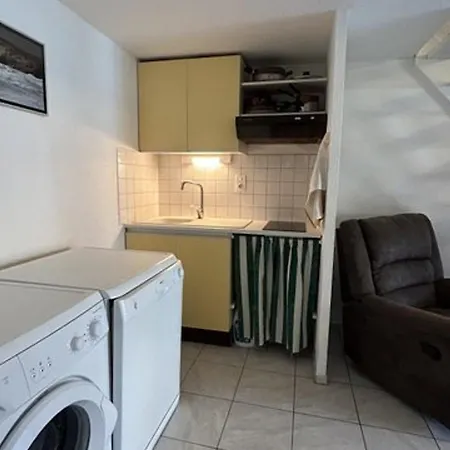 Διαμέρισμα Maison T2 Mezzanine Climatisee Avec Terrasse Et Parking, Proche Et Animations Au Barcares - Fr-1-529-247