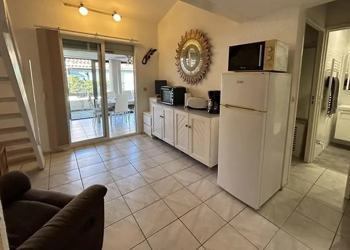 Maison T2 Mezzanine Climatisee Avec Terrasse Et Parking, Proche Et Animations Au Barcares - Fr-1-529-247 Apartment Le Barcarès